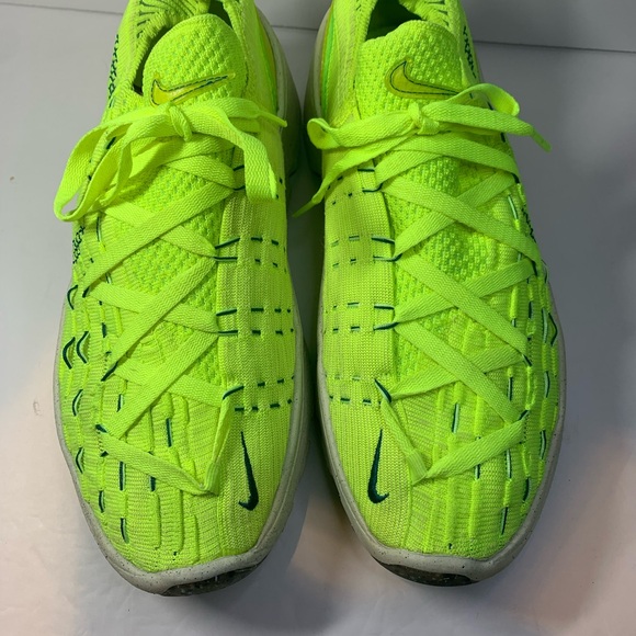 volt colour nike